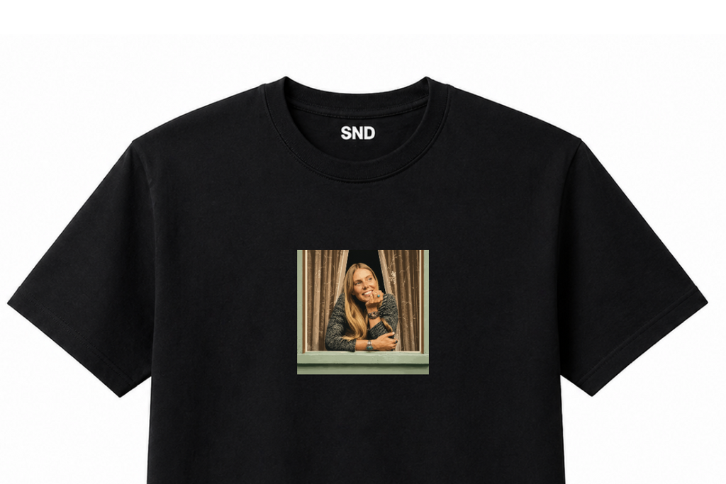 Looking | Joni Mitchell tribute T-Shirt