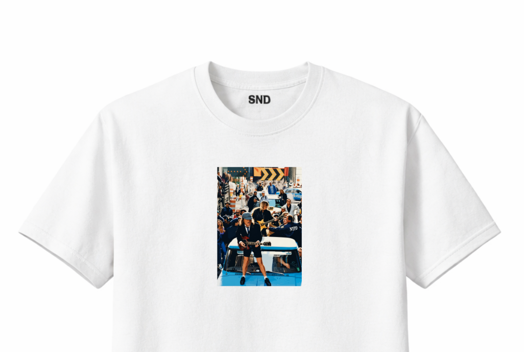 Carnage | Angus Young New York T-Shirt